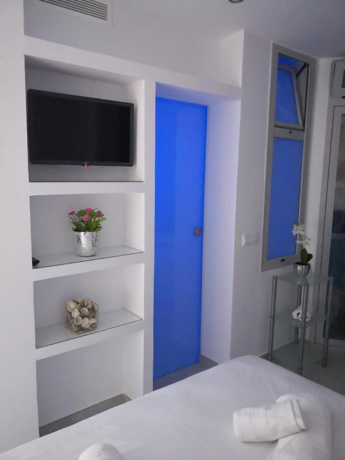 Blue Horizon Luxury Apartment เนร์คา ภายนอก รูปภาพ