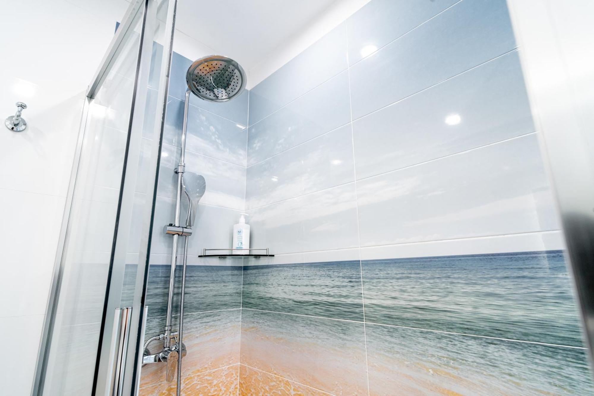 Blue Horizon Luxury Apartment เนร์คา ภายนอก รูปภาพ